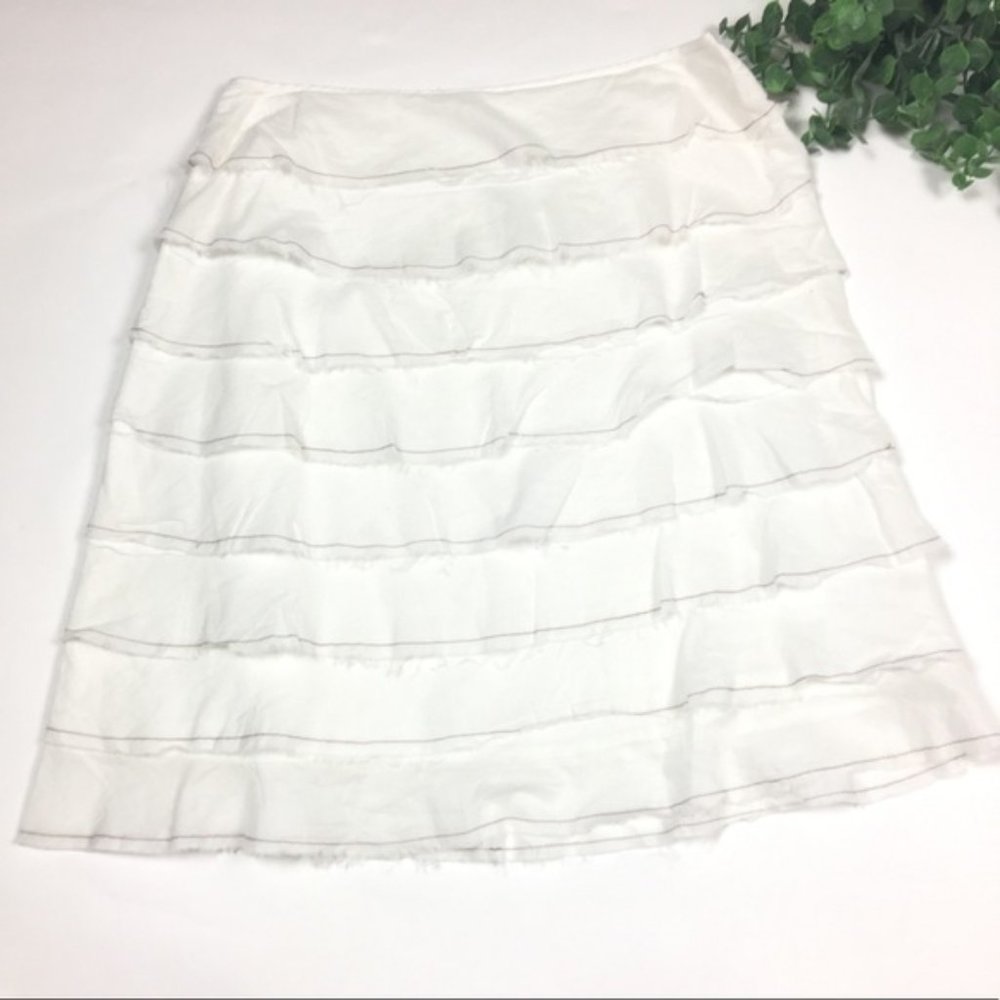 🦋 Anthropologie frayed layered white skirt
